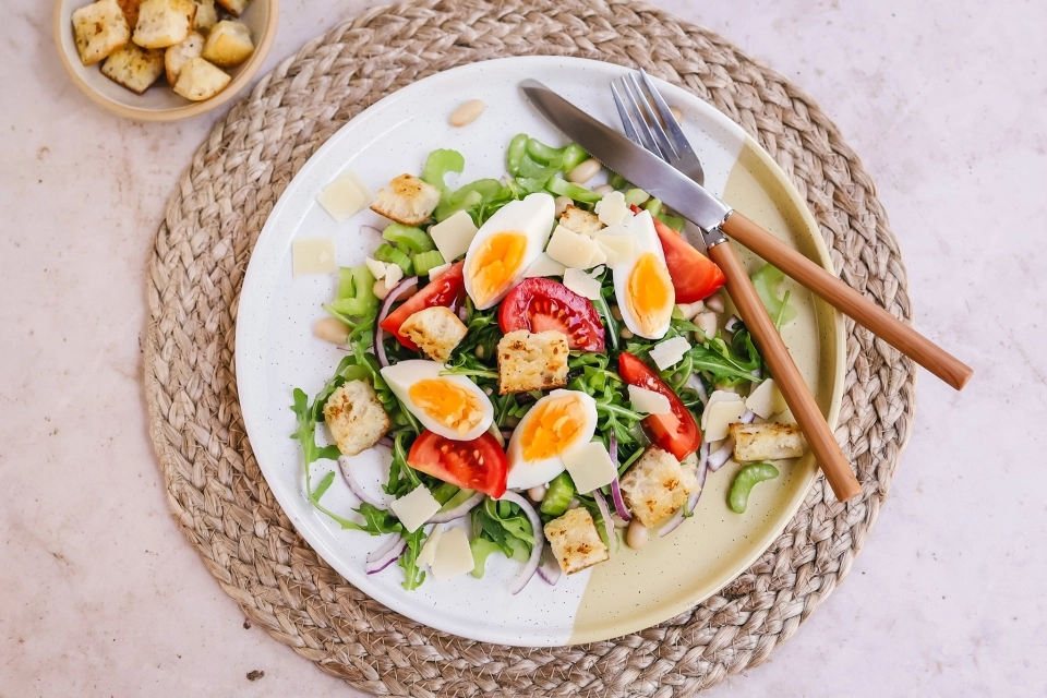 Cannellini bean salad with egg & croutons