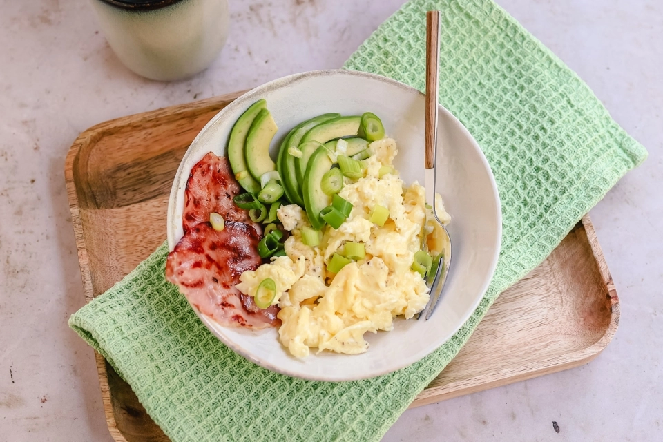 Creamy scrambled eggs with bacon & avocado