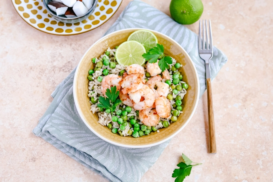 Lime-coconut shrimp & pea rice