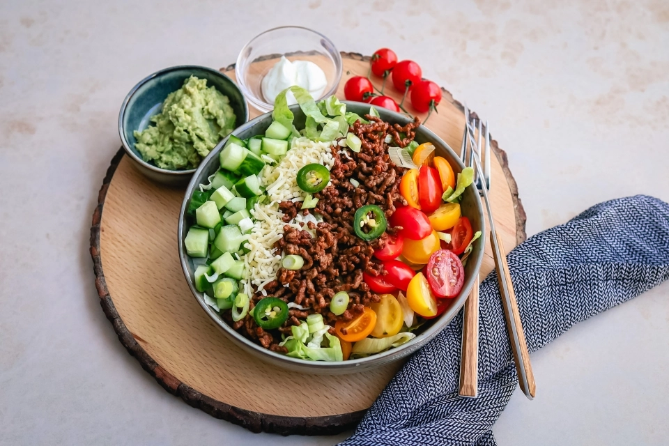 Low-carb taco salad