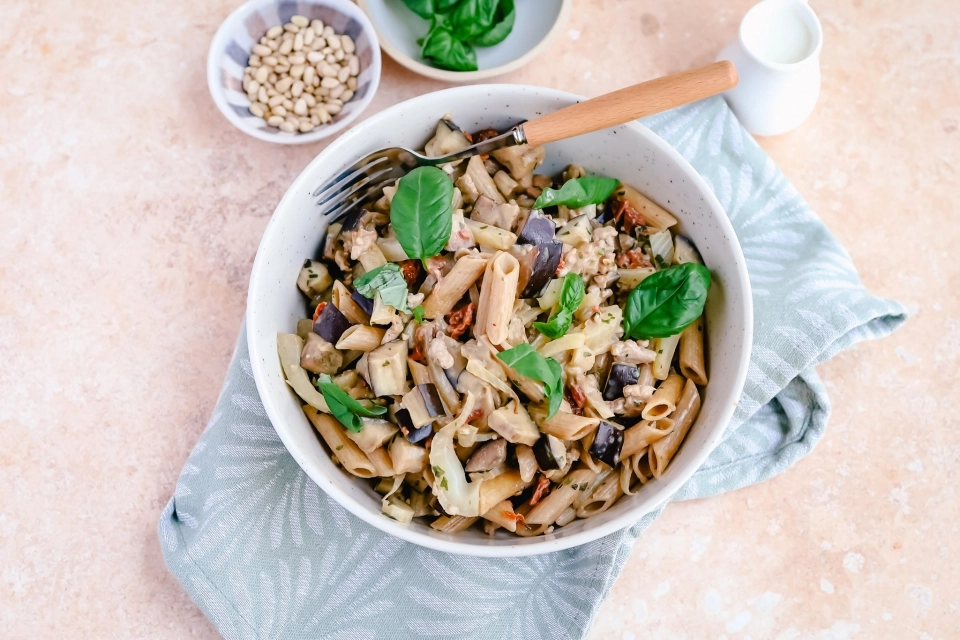 Penne with ground turkey, fennel & eggplant