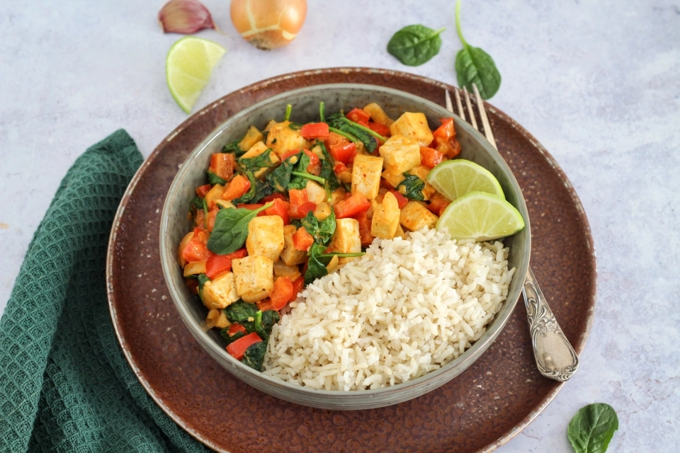 Red curry with tofu & rice