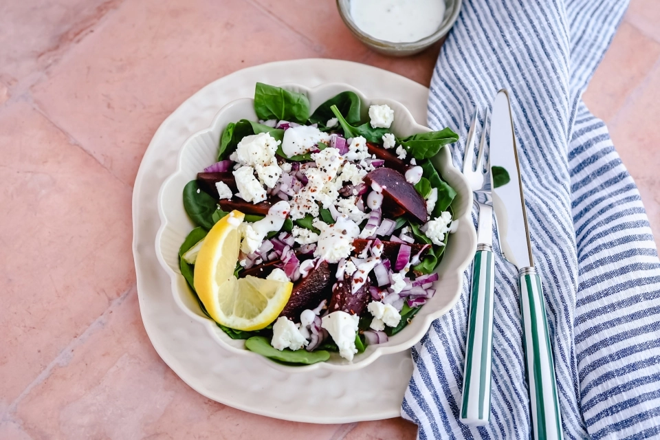 Salad with beets & feta