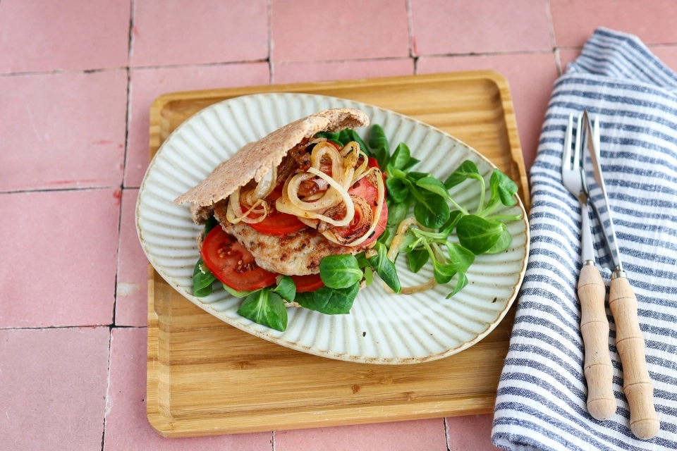 Turkey burger pita pocket