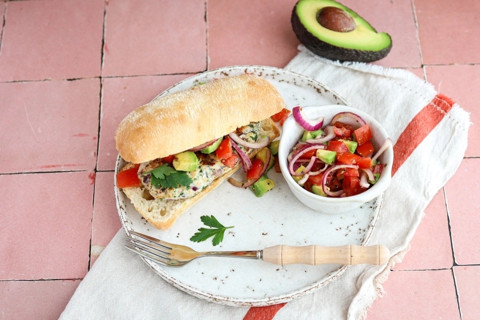 Ciabatta turkey burger with tomato & avocado salsa