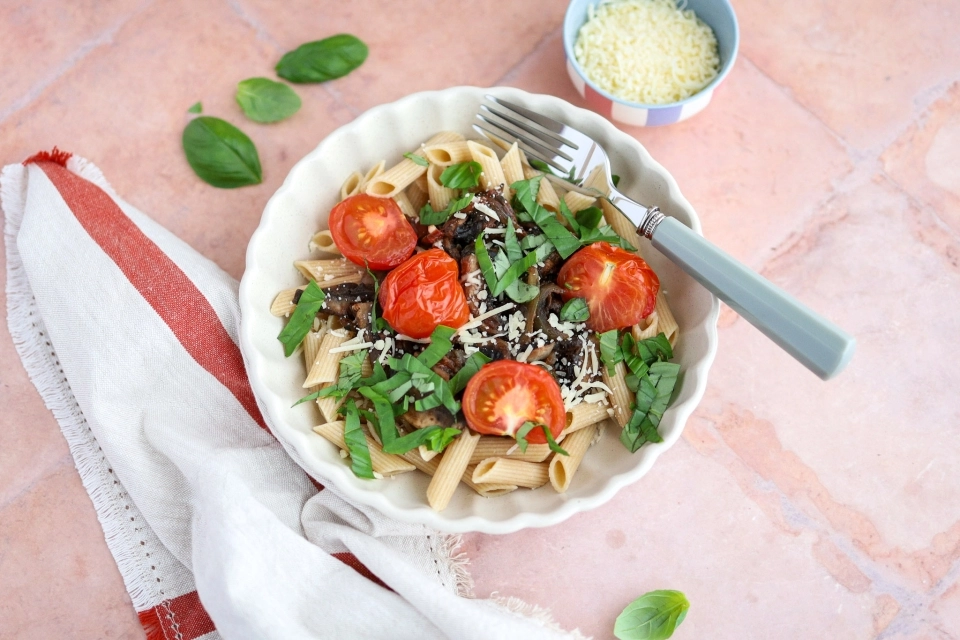 Penne with portobello & tomato