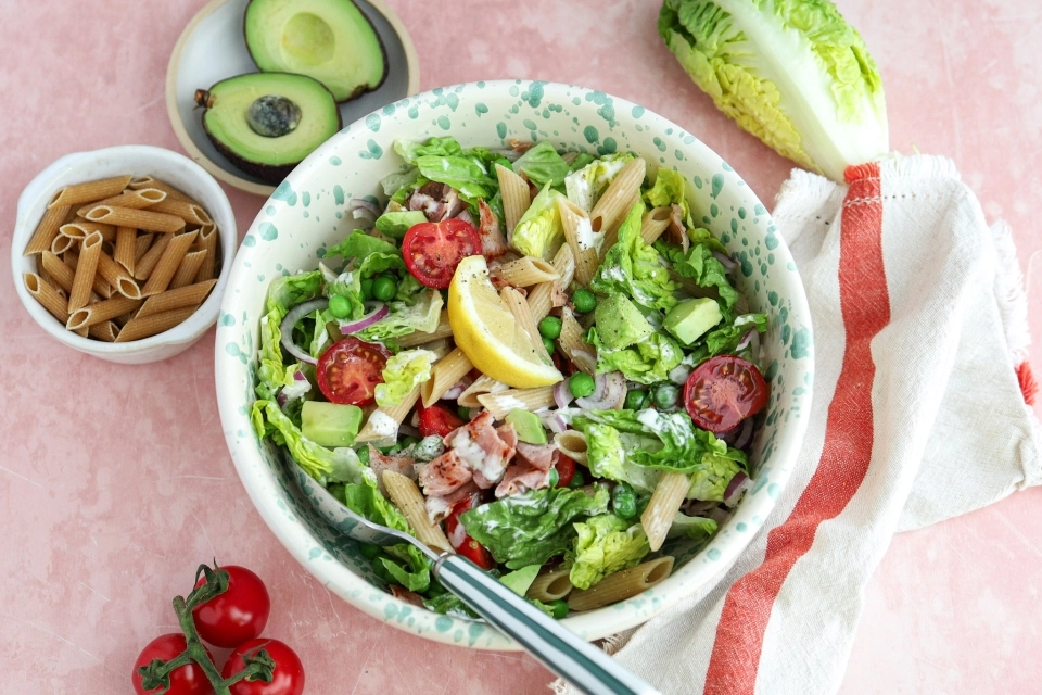 BLT pasta salad