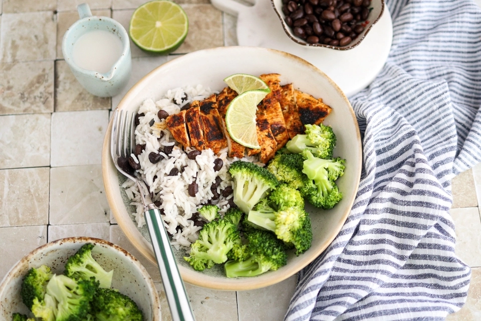 Jamaican jerk chicken with black bean rice & broccoli
