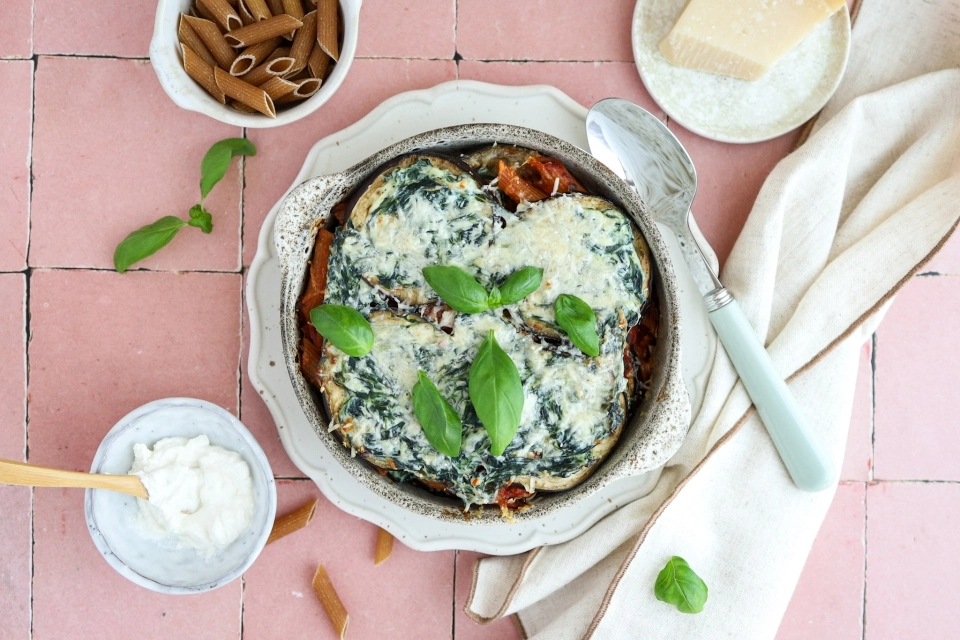 Oven pasta with eggplant & cottage cheese spinach